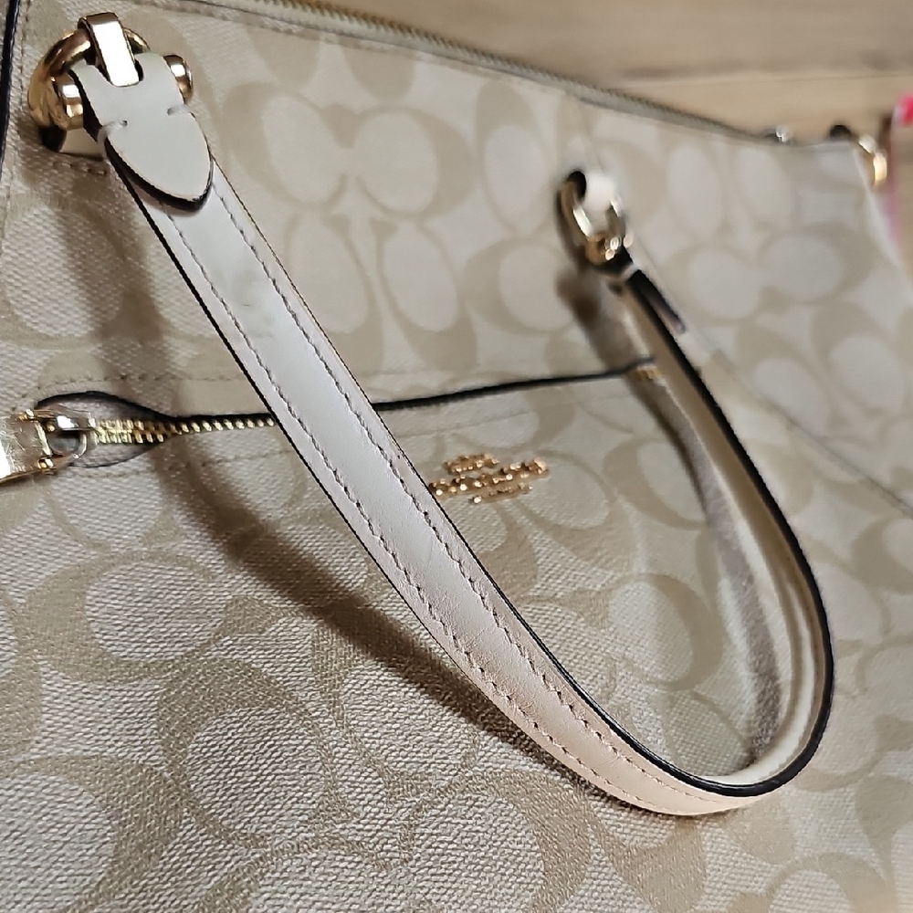 Coach Light Beige Signature Shoulder Bag 79998 - Picture 9 of 11